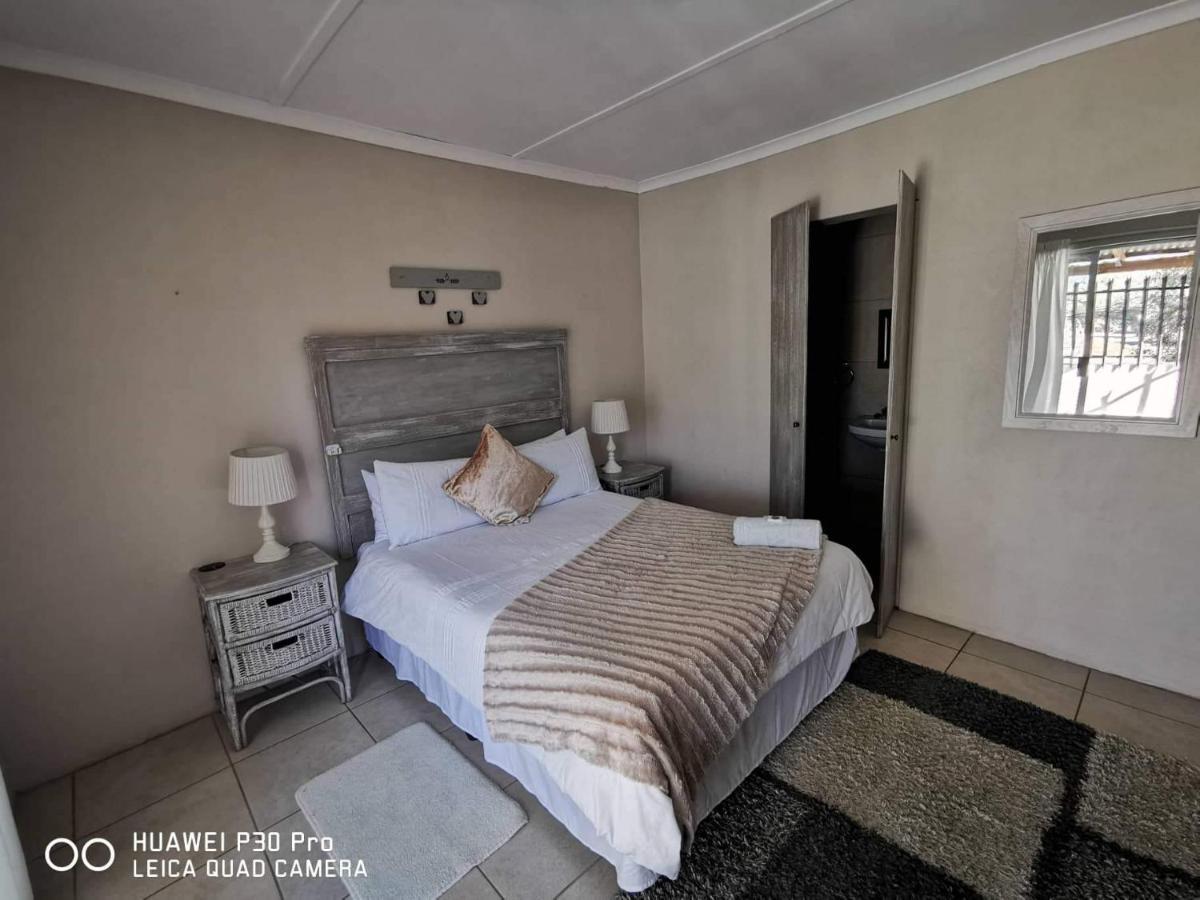Akkerdam Bed And Breakfast Calvinia Kültér fotó